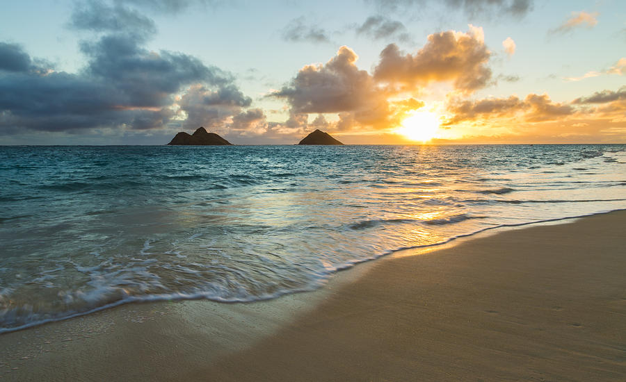 Lanikai Beach Sunrise 2 Photograph by Leigh Anne Meeks