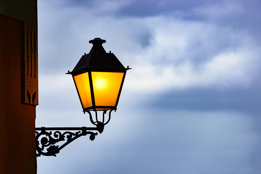 Lamp Photograph - Lantern by Oscar Gutierrez