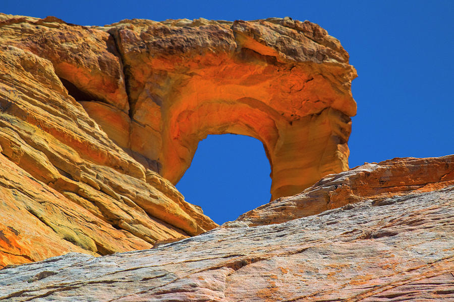 Large Sandstone Arch Valley Of Fire Photograph by Frank Wilson