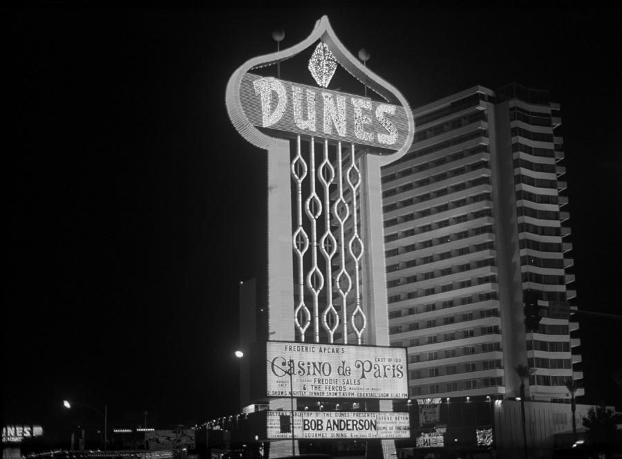 Architecture Photograph - Las Vegas 1980 BW #2 by Frank Romeo