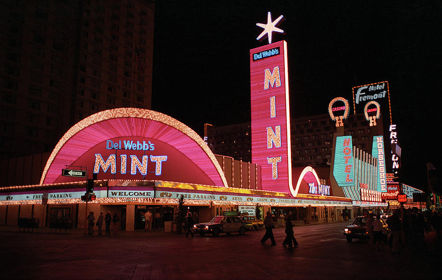Las Vegas 1983 #3 Photograph by Frank Romeo