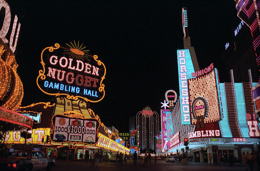 Las Vegas 1983 #6 Photograph by Frank Romeo