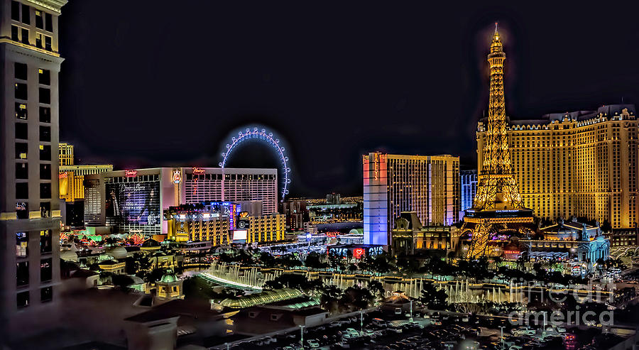 Las Vegas skyline at night, The Las Vegas skyline as seen f…