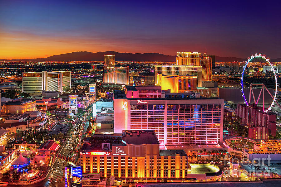 Las Vegas Strip Skyline at Sunset Editorial Stock Image - Image of aerial,  blackjack: 103470344