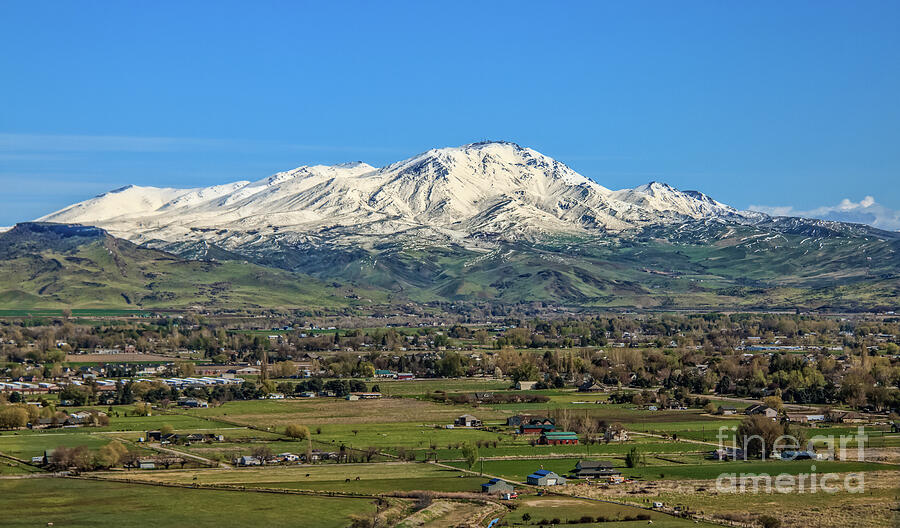 Late Spring On Squaw Butte Photograph by Robert Bales