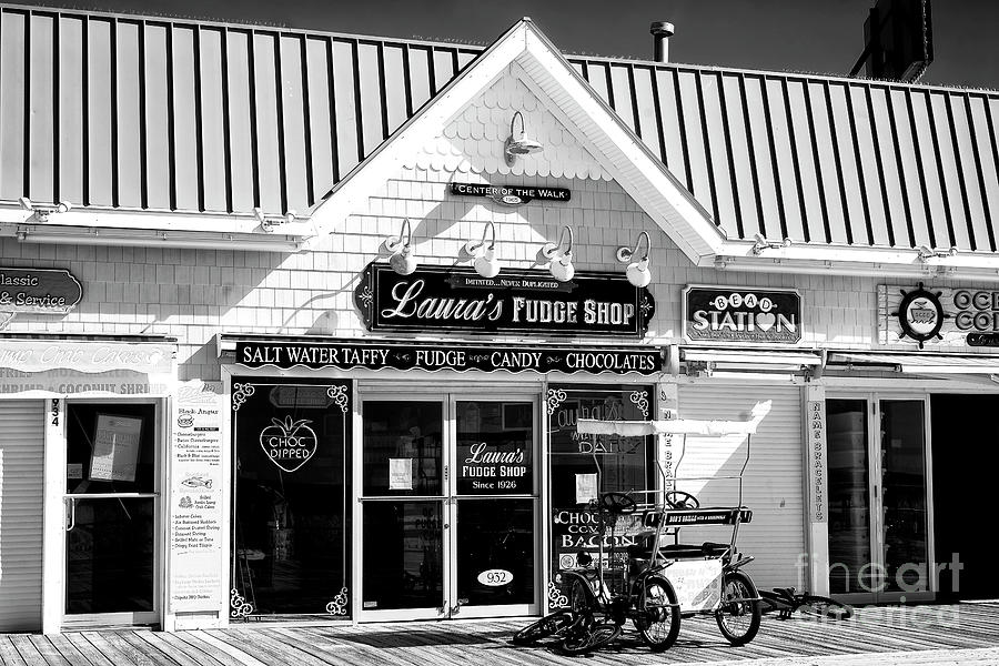 Lauras Fudge Shop Ocean City Photograph by John Rizzuto