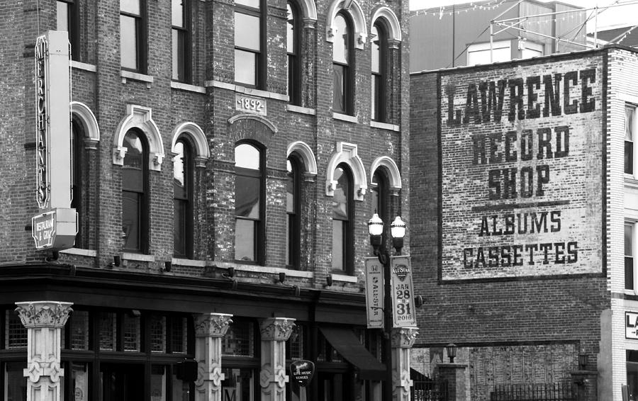 Lawrence Record Shop Nashville Photograph by Valerie Collins