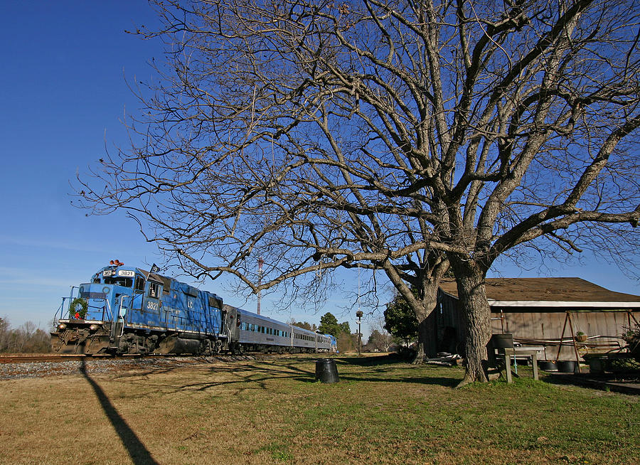 LC Santa Train 2006 u Photograph by Joseph C Hinson