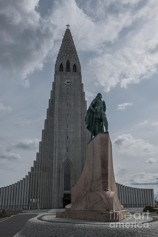 Leif Erikson Statue  Photograph by Michael Ver Sprill