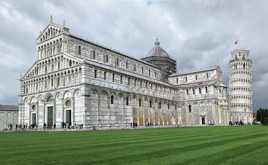 Leaning Tower of Pisa Photograph by Dave Mills