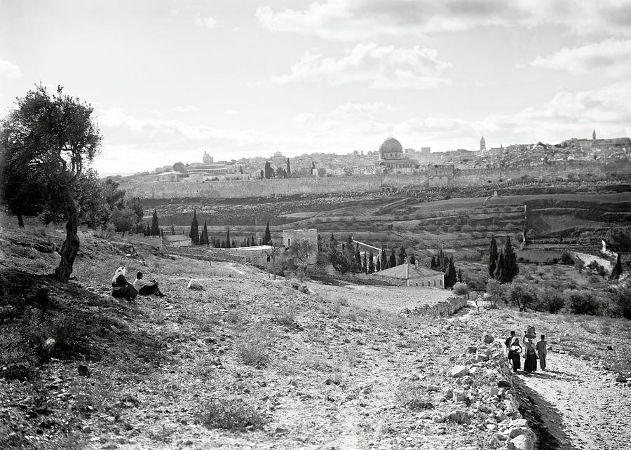 Leaving Jerusalem 1934 Photograph by Munir Alawi