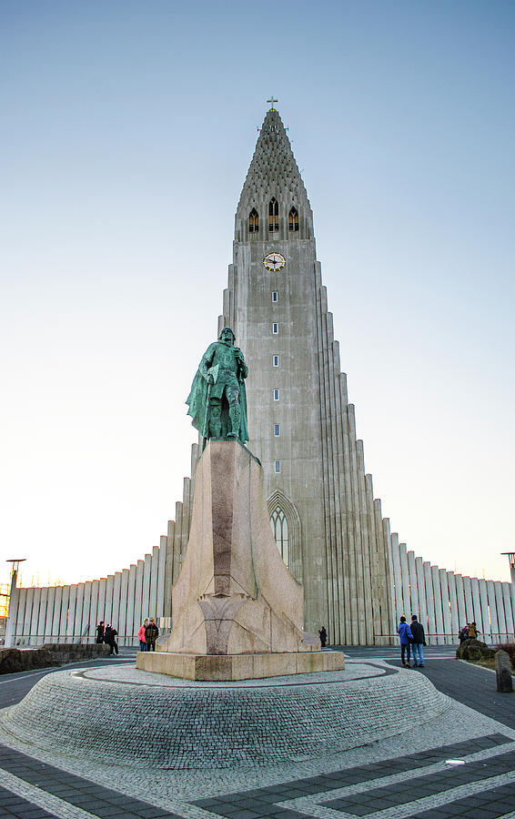 Leif Ericsson Statue Hallgrimskirkja Reykjavik Iceland Photograph by Deborah Smolinske