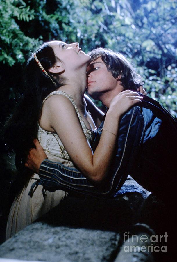 Leonard Whiting And Olivia Hussey In Romeo And Juliet Photograph By The 