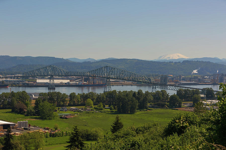 Lewis and Clark Bridge over Columbia River Photograph by David Gn