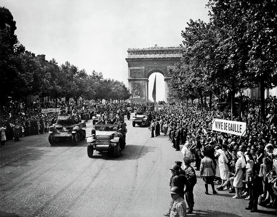 Paris Photograph - Liberation of Paris Parade - 1944 by War Is Hell Store