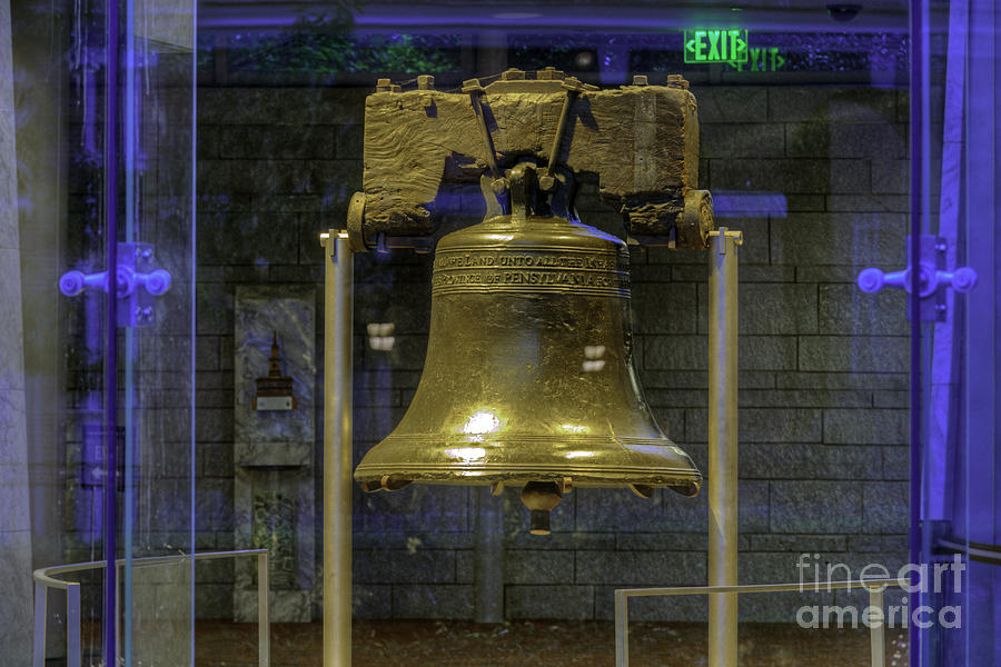 Liberty Bell iconic symbol Photograph by David Zanzinger