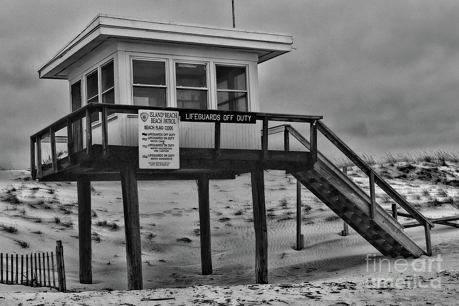 Lifeguard Station 1 in black and white Photograph by Paul Ward