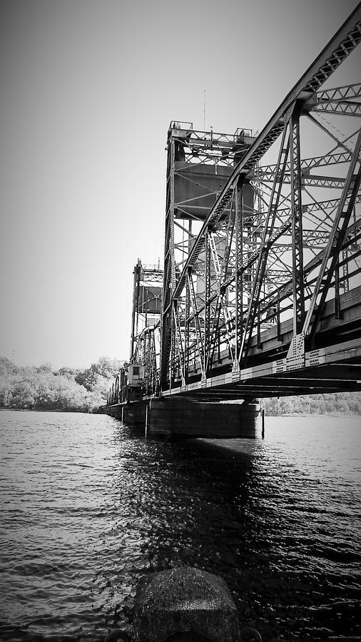 Tree Photograph - Lift Bridge of Stillwater by Tracy Welter
