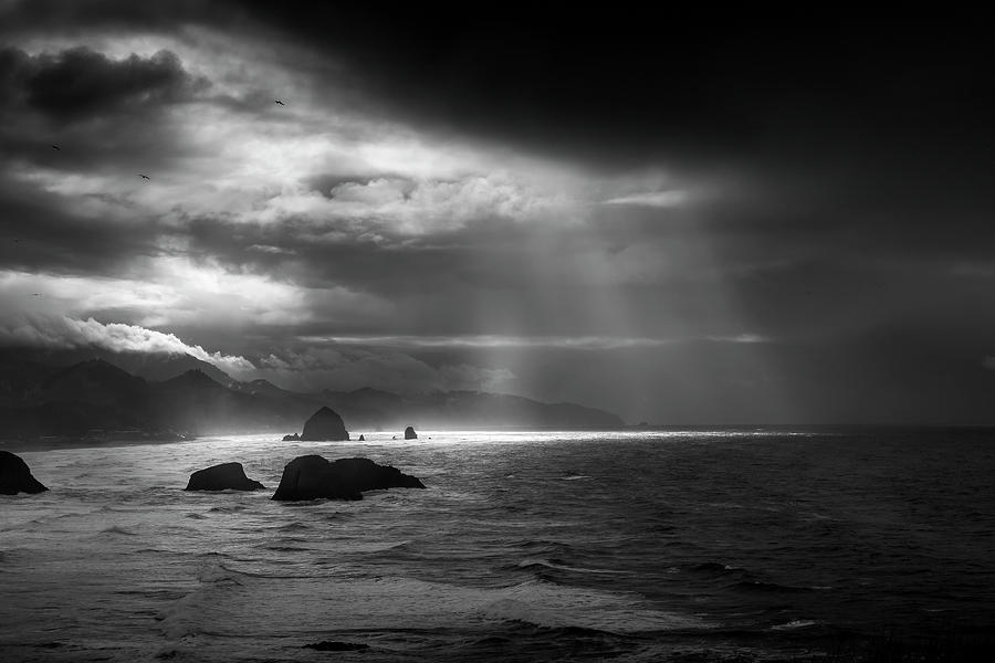 Light Rays at Cannon Beach Photograph by Andrew Soundarajan