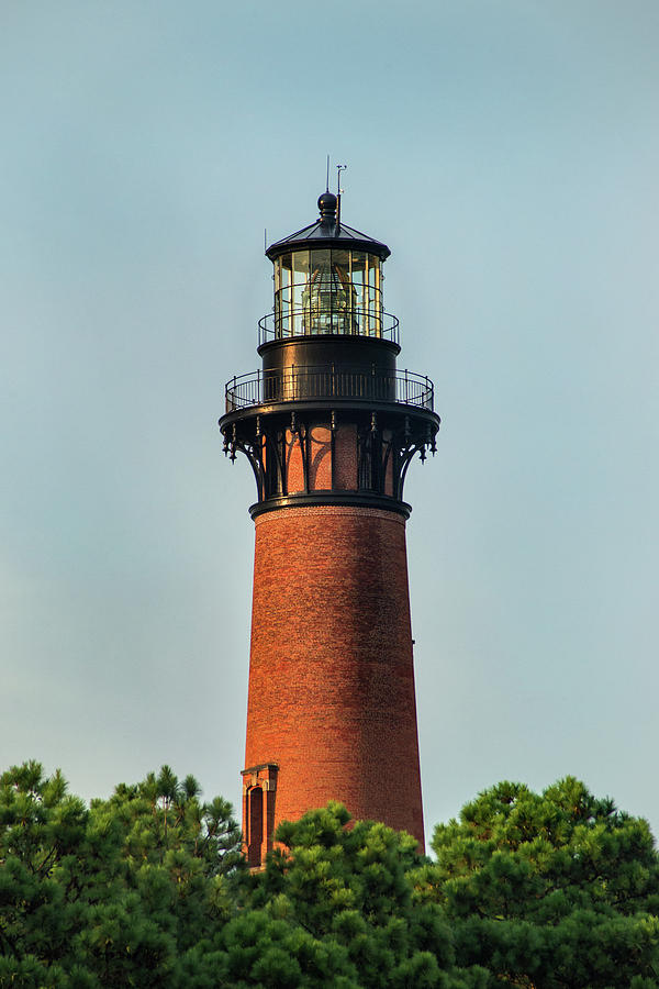 Lighthouse-Currituck Photograph by Don Johnson