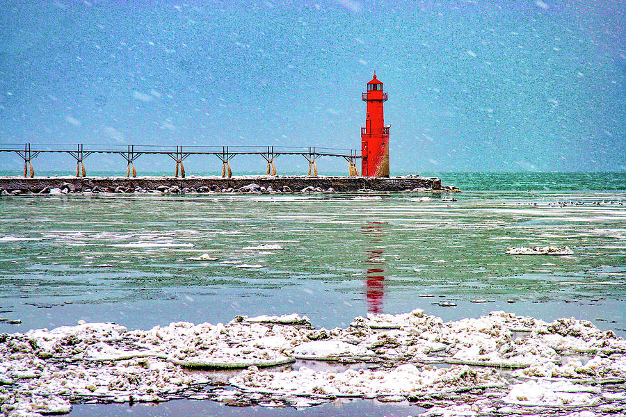 Algoma Pierhead Lighthouse in Kewaunee County With Snow Falling 1924T ...