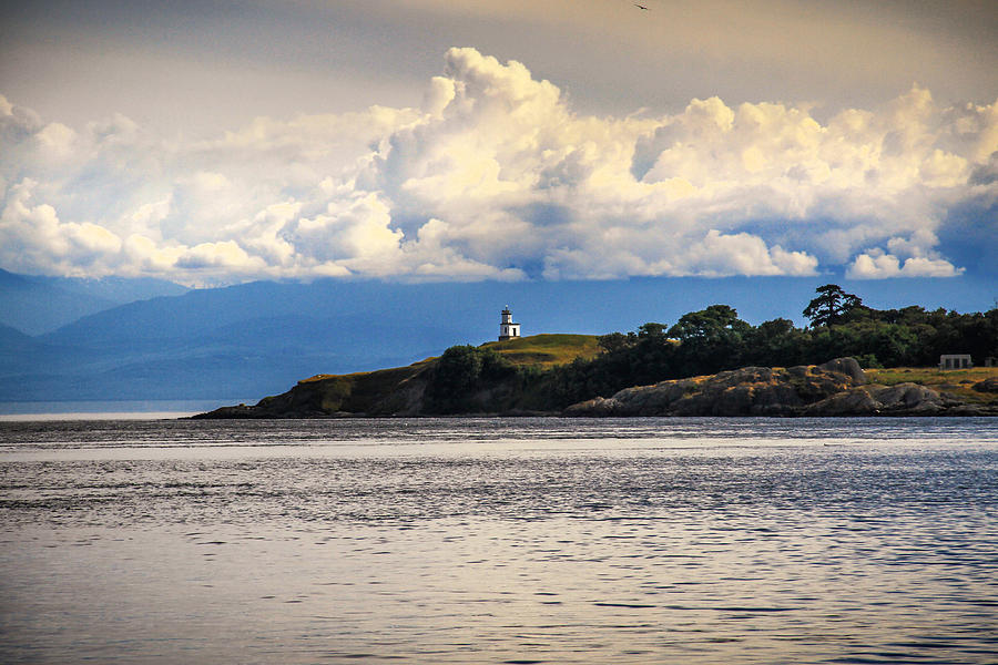 Lighthouse Overloook Photograph by Juli Ellen
