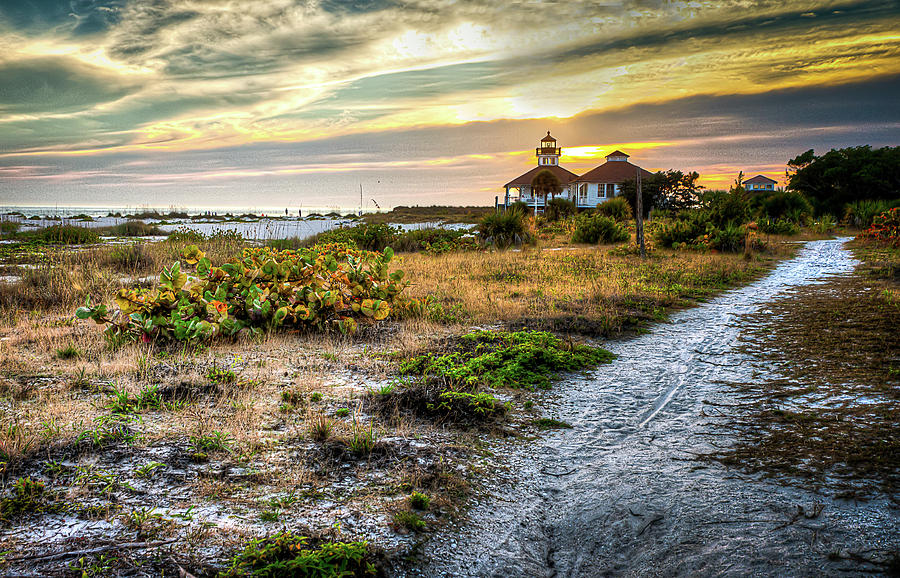 Lighthouse Sunset Photograph by R Scott Duncan