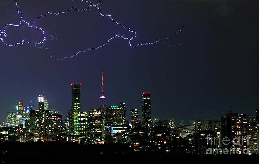 Lightnings Over Toronto Photograph by Charline Xia