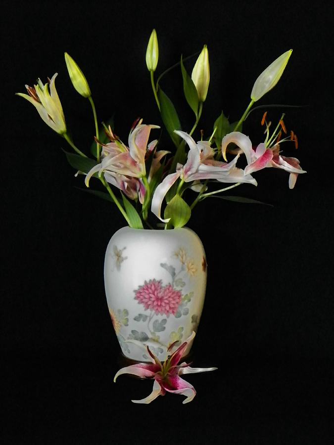 Lily In Asian Ginger Jar Photograph by Joseph Frank Baraba - Fine Art ...