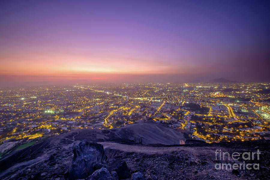 Lima at sunset. Photograph by Olivier Steiner