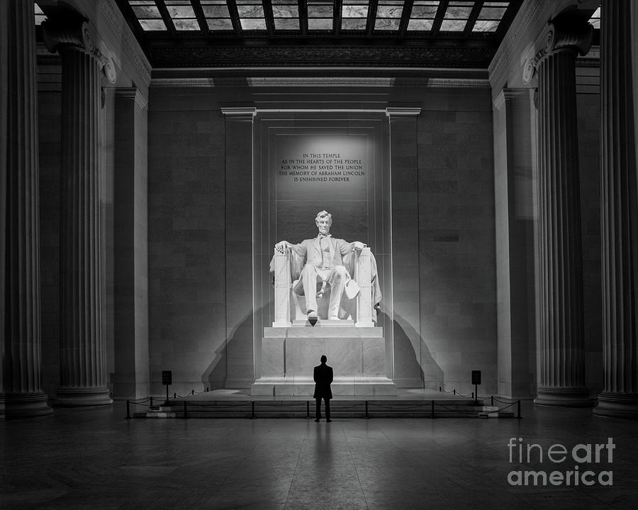 Lincoln and Todays Man bw Photograph by Jerry Fornarotto