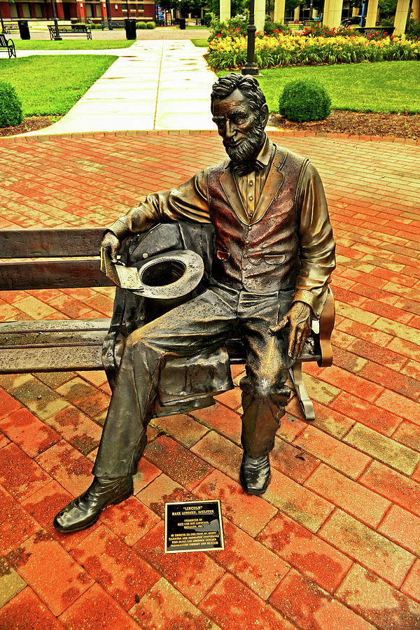 Lincoln Library Statue 004 Photograph by George Bostian