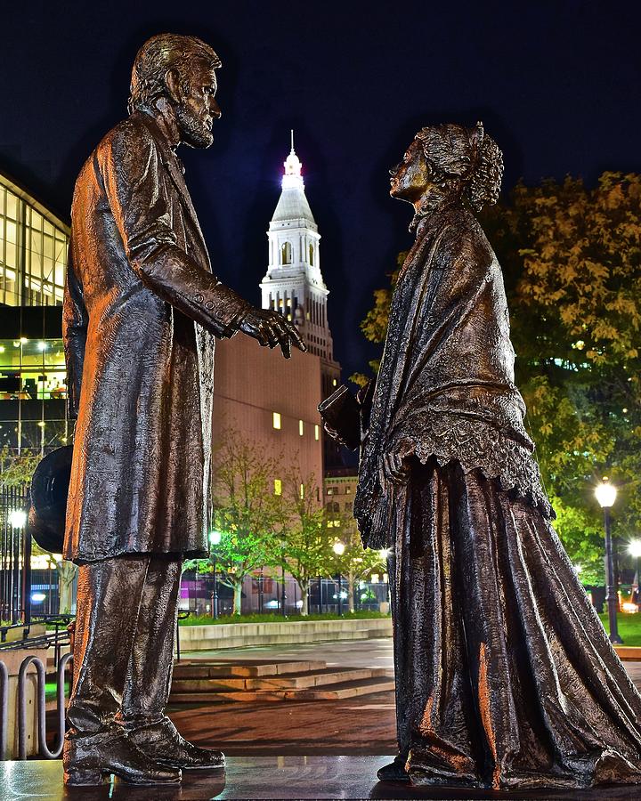 Hartford Photograph - Lincoln Meets Stowe by Frozen in Time Fine Art Photography