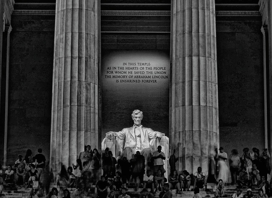 Abraham Lincoln Photograph - Lincoln Memorial # 4 by Allen Beatty