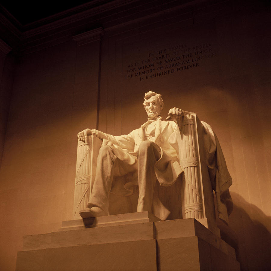 Washington D.c. Photograph - Lincoln Memorial by Gene Sizemore