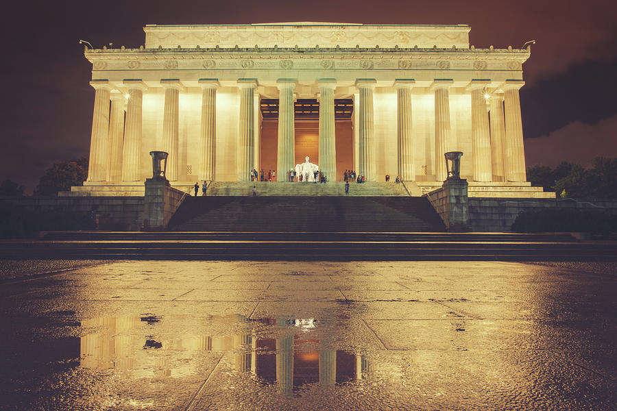 Lincoln Memorial Photograph by Ray Devlin