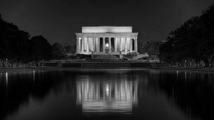 Lincoln Memorial Reflected Photograph by Bo Nielsen