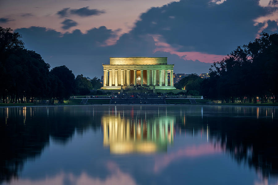 Lincoln Memorial Photograph - Lincoln Memorial by Ryan Wyckoff