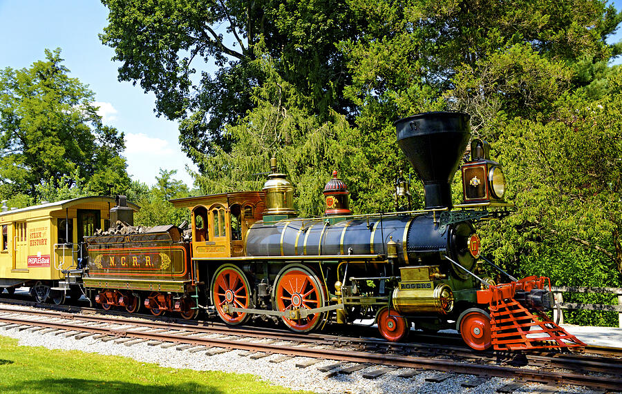 Lincoln Train Old Engine Number 17 Photograph by Paul W Faust ...