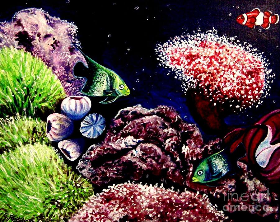 Fish Painting - Lindsays Aquarium by Elizabeth Robinette Tyndall