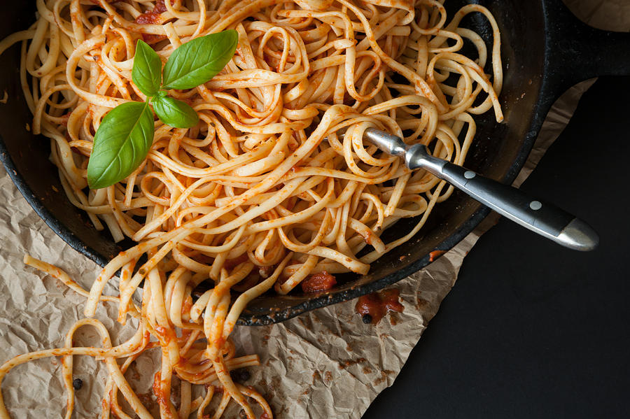 Linguine with Red Sauce and Fresh Basil in a Cast Iron Pan Photograph ...