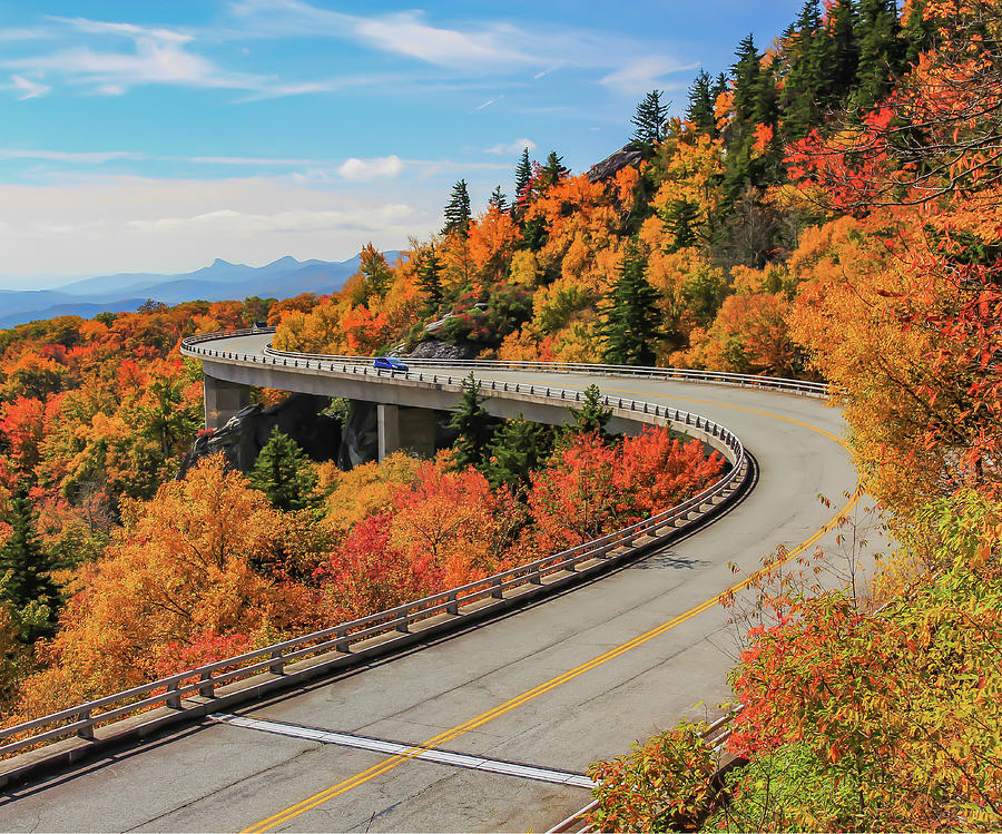 Linn Cove Viaduct in Fall Photograph by Kevin Craft