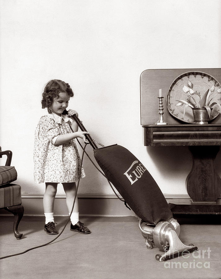 Little Girl Vacuuming, C.1930s Photograph by H. Armstrong Roberts/ClassicStock