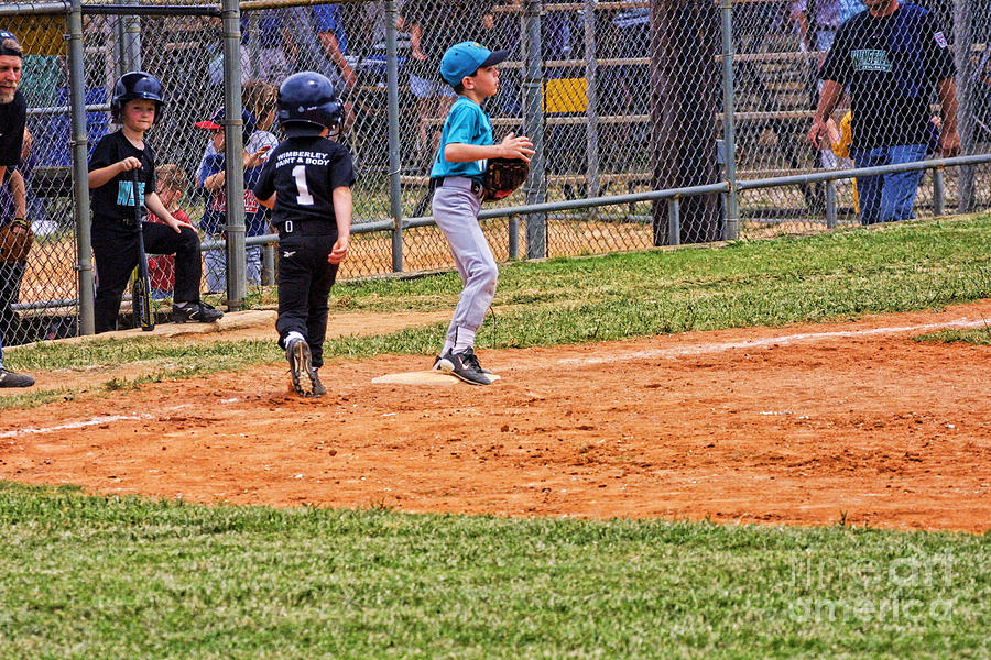 Little Leige Baseball Photograph by Linda Phelps