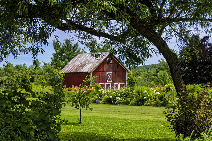 Barn Photograph - Little Red Barn by Donna Doherty