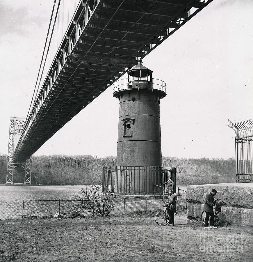 Little Red Lighthouse, 1961 Photograph by Cole Thompson
