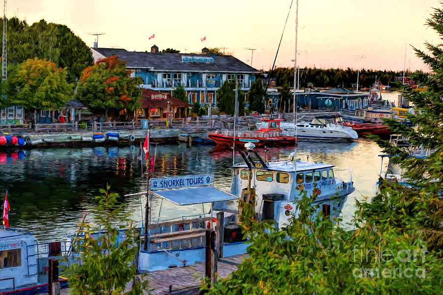 Little Tub Harbor in Tobermory, Ontario Photograph by Les Palenik