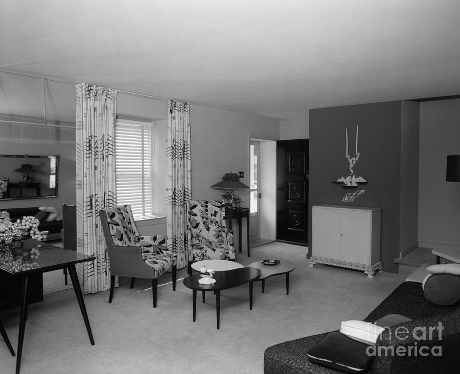 Living Room Interior, C.1950s Photograph by H. Armstrong Roberts/ClassicStock