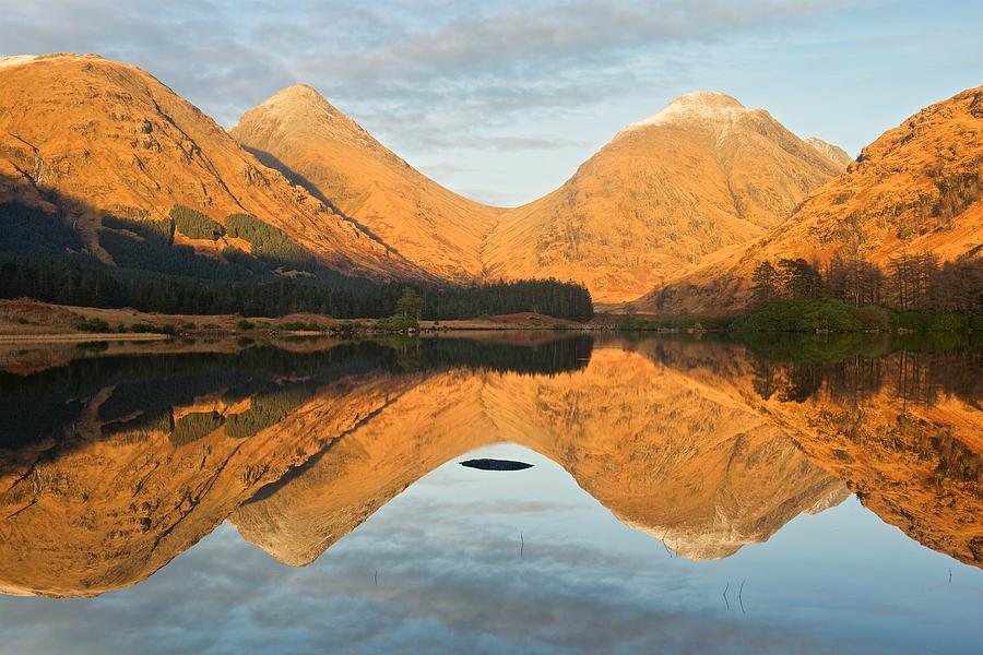 Lochan Urr reflections Photograph by Stephen Taylor
