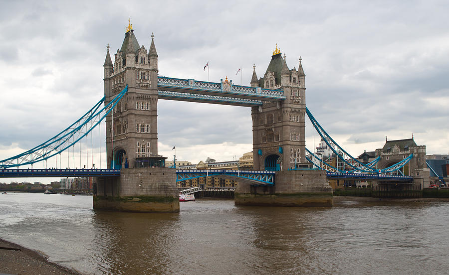 London Bridge 2 Photograph by Douglas Barnett | Fine Art America